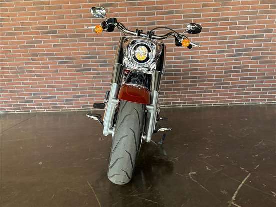 HARLEY-DAVIDSON-SOFTAIL FAT BOY 114-2024