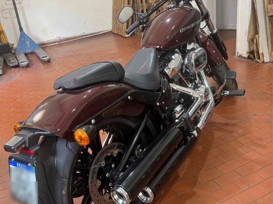 HARLEY-DAVIDSON-SOFTAIL BREAKOUT 114 HARLEY-DAVIDSON-SOFTAIL BREAKOUT 114-2017