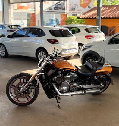 HARLEY-DAVIDSON V-ROD MUSCLE 