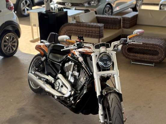 HARLEY-DAVIDSON-V-ROD MUSCLE HARLEY-DAVIDSON-V-ROD MUSCLE-2014