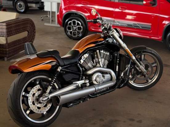 HARLEY-DAVIDSON-V-ROD MUSCLE-2014
