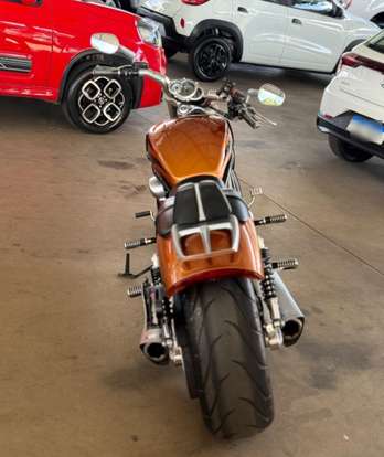 HARLEY-DAVIDSON-V-ROD MUSCLE-2014