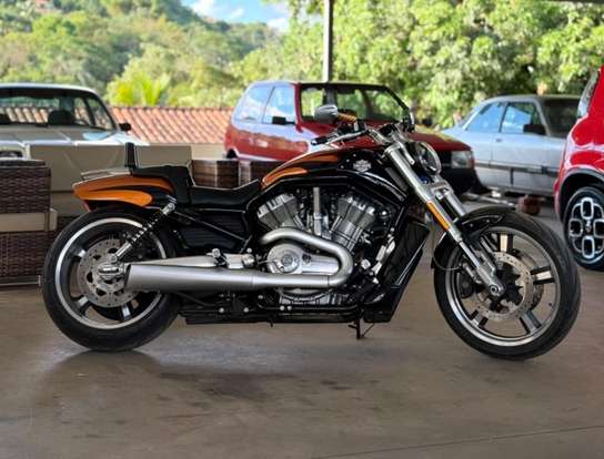 HARLEY-DAVIDSON-V-ROD MUSCLE-2014