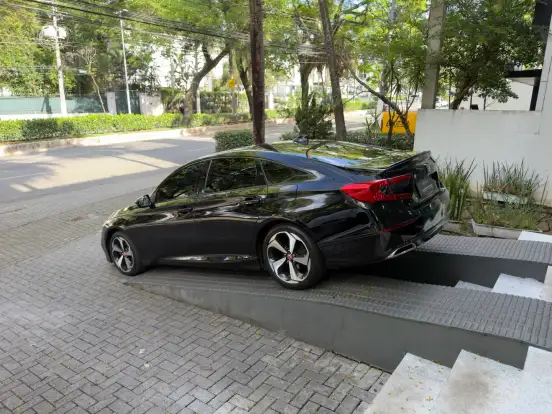 HONDA-ACCORD-2018