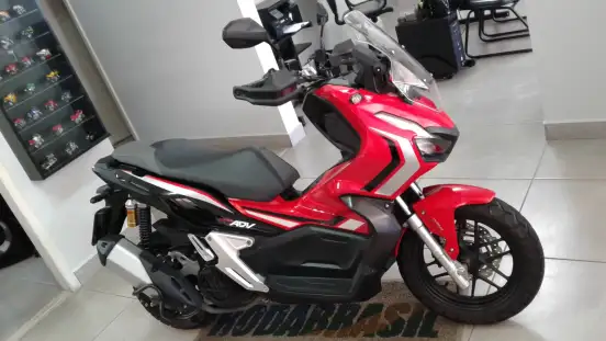 HONDA-ADV-2022
