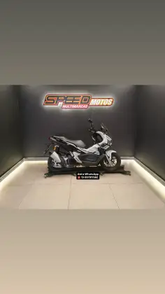 HONDA ADV 