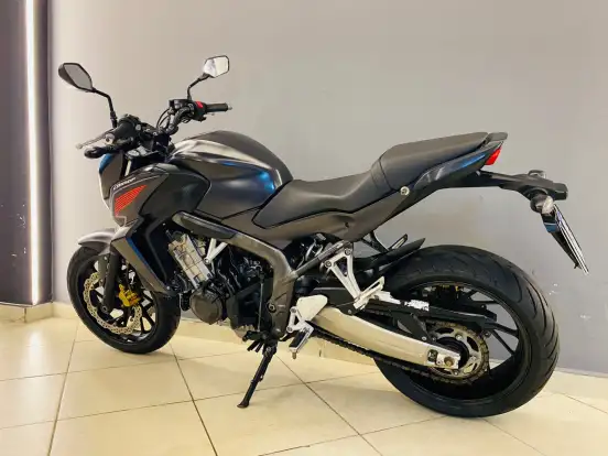 HONDA-CB 650 F HONDA-CB 650 F-2015