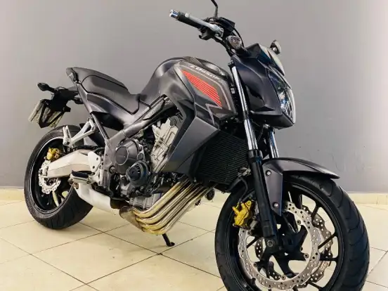 HONDA-CB 650 F HONDA-CB 650 F-2015