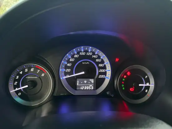 HONDA-CITY-2013