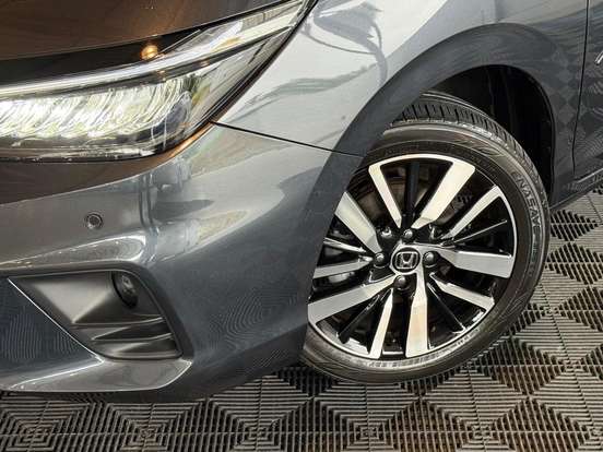 HONDA-CITY-1.5 i-VTEC FLEX HATCH TOURING CVT HONDA-CITY-2024
