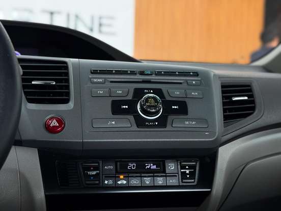 HONDA-CIVIC-1.8 LXL 16V FLEX 4P AUTOMÁTICO HONDA-CIVIC-2012