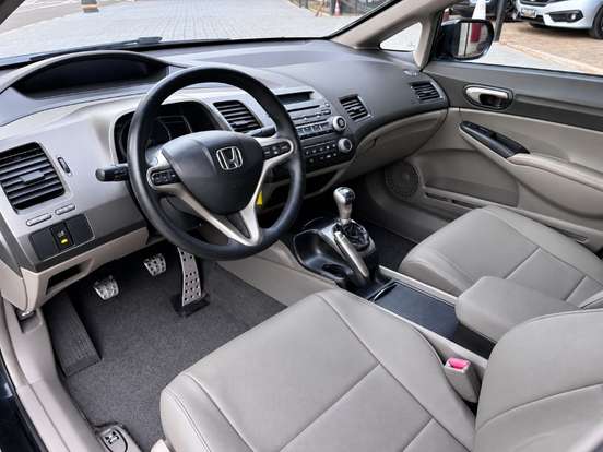 HONDA-CIVIC-2010