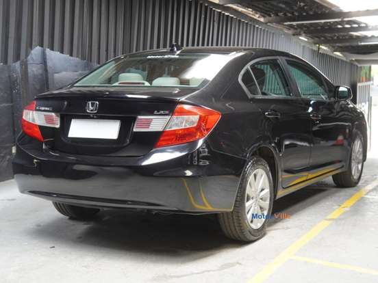 HONDA-CIVIC-2013