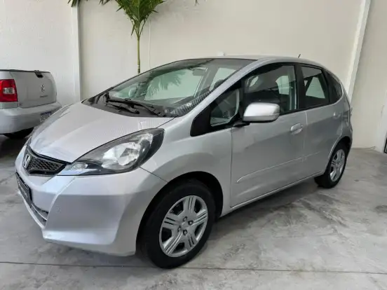 HONDA-FIT-2013