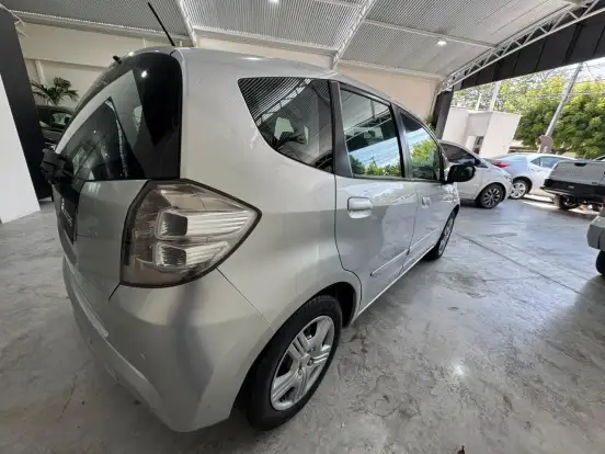 HONDA-FIT-2013