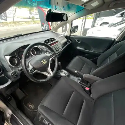 HONDA-FIT-2012