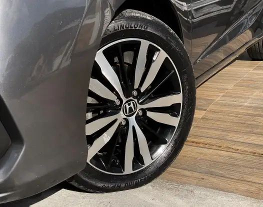 HONDA-FIT-2019