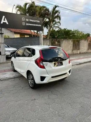 HONDA-FIT-2016