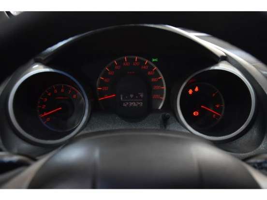 HONDA-FIT-2009