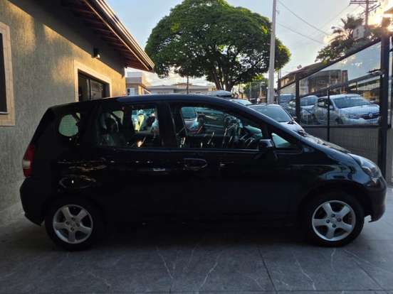 HONDA-FIT-1.4 LXL 8V GASOLINA 4P MANUAL HONDA-FIT-2004