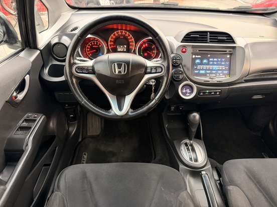 HONDA-FIT-2010