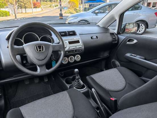 HONDA-FIT-2007