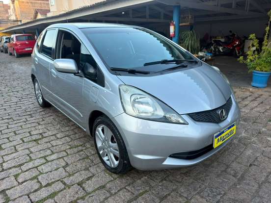 HONDA-FIT-2009