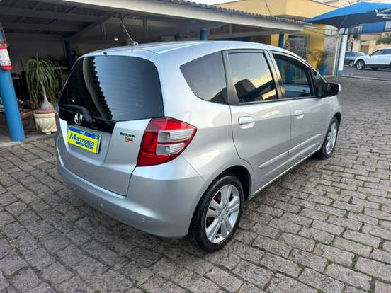 HONDA-FIT-2009