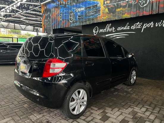 HONDA-FIT-2009