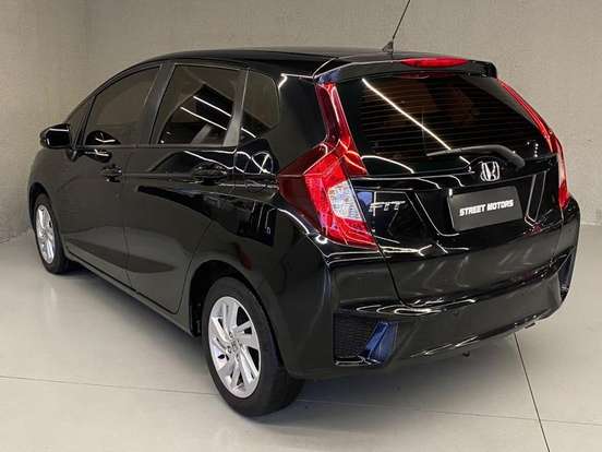 HONDA-FIT-2016