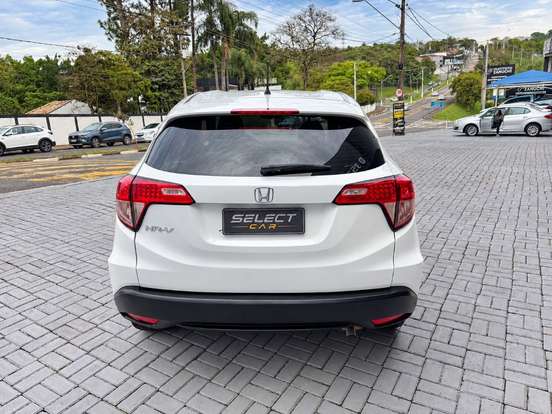 HONDA-HR-V-2015