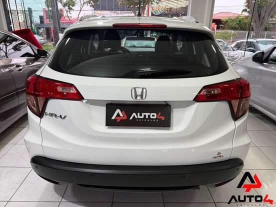 HONDA-HR-V-1.8 16V FLEX LX 4P AUTOMÁTICO HONDA-HR-V-2016