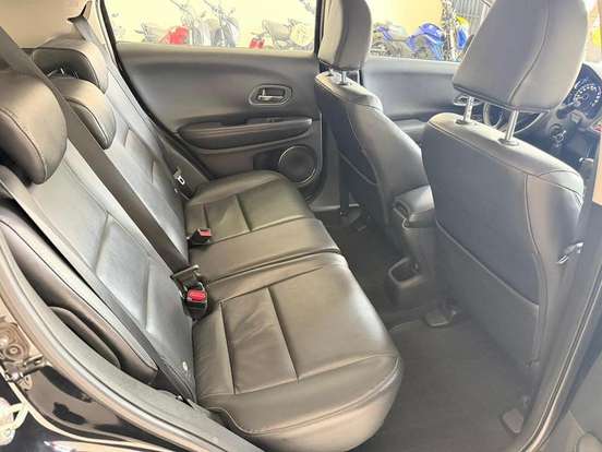 HONDA-HR-V-1.8 16V FLEX TOURING 4P AUTOMÁTICO HONDA-HR-V-2017
