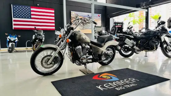 HONDA-SHADOW 600C VT-2001