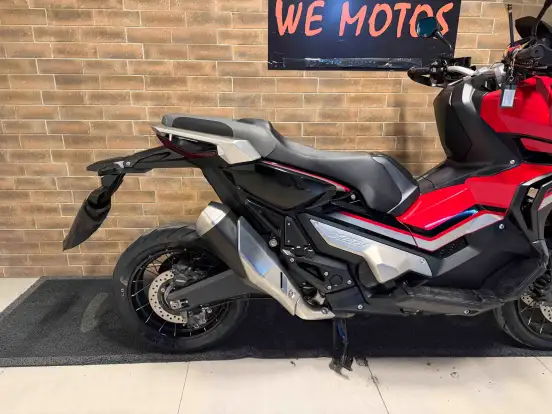 HONDA-X-ADV-2019