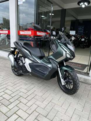 HONDA-ADV-2023