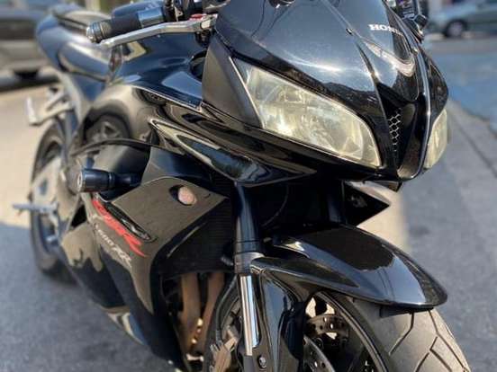 HONDA-CBR 600RR HONDA-CBR 600RR-2011