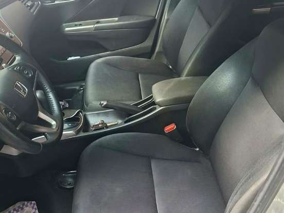 HONDA-CITY-1.5 EX 16V FLEX 4P AUTOMÁTICO HONDA-CITY-2016