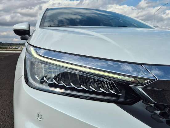 HONDA-CITY-1.5 i-VTEC FLEX HATCH TOURING CVT HONDA-CITY-2023