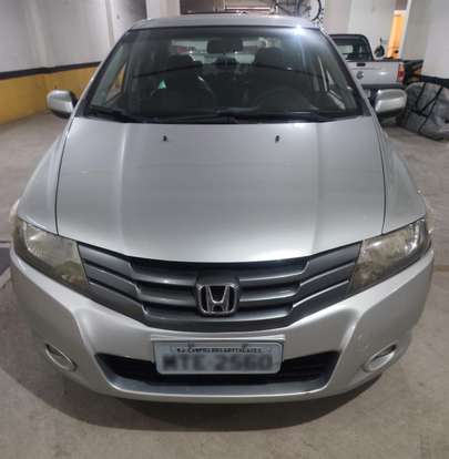 HONDA-CITY-2010