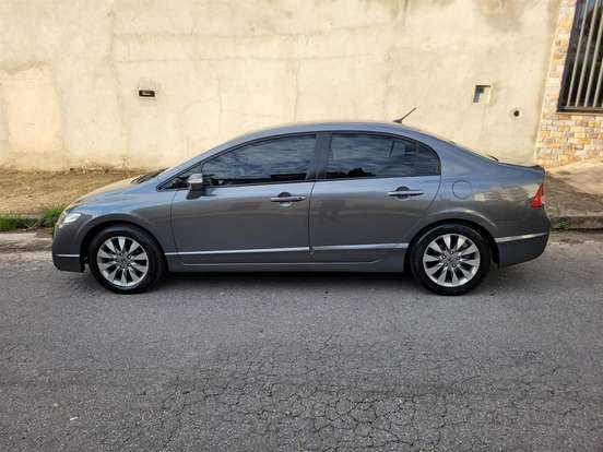 HONDA-CIVIC-2010