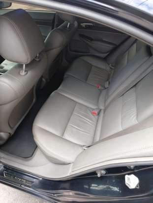 HONDA-CIVIC-2010