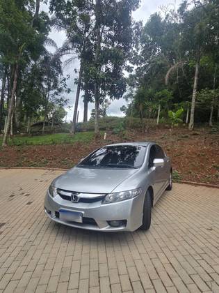 HONDA CIVIC 1.8 LXS 16V FLEX 4P MANUAL