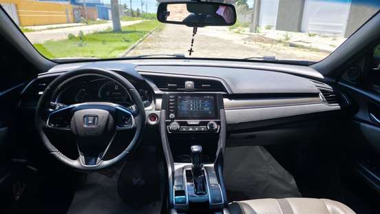 HONDA-CIVIC-2021