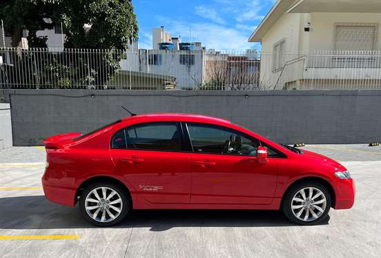 HONDA-CIVIC-2010