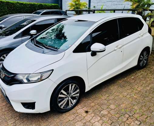 HONDA-FIT-2015