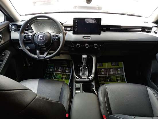 HONDA-HR-V-2024