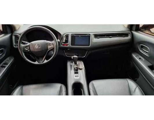HONDA-HR-V-2016