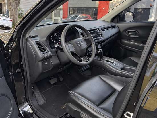 HONDA-HR-V-1.8 16V FLEX LX 4P AUTOMÁTICO HONDA-HR-V-2016