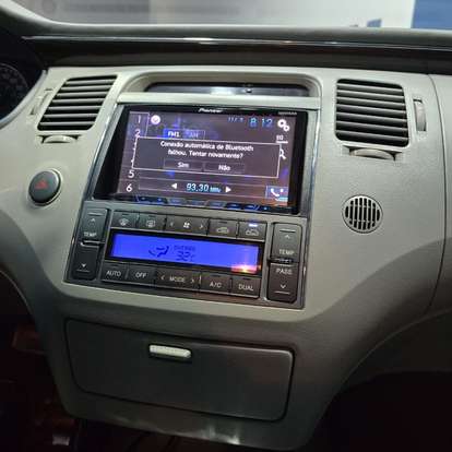 HYUNDAI-AZERA-2010